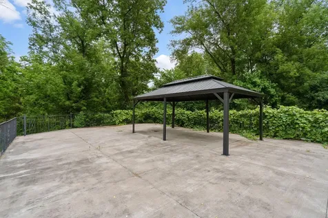 30 Woodridge Lane Sunfish Lake MN 55077