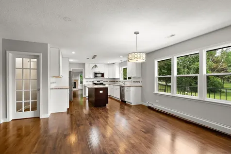 30 Woodridge Lane Sunfish Lake MN 55077