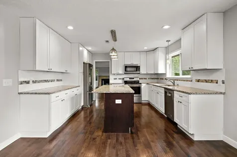 30 Woodridge Lane Sunfish Lake MN 55077