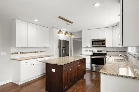 30 Woodridge Lane Sunfish Lake MN 55077