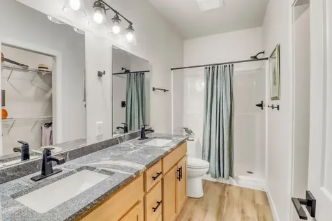 6745 67th Avenue S Horace ND 58047
