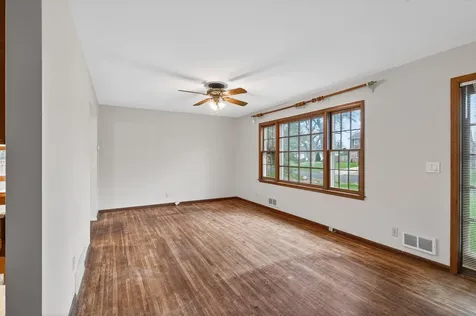 337 104th Lane NE Blaine MN 55434