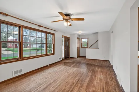 337 104th Lane NE Blaine MN 55434