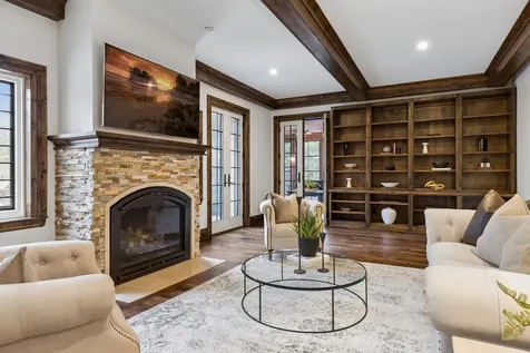 2204 W Lake Of The Isles Parkway Minneapolis MN 55405