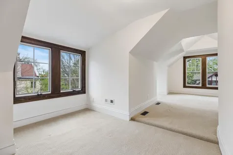 2204 W Lake Of The Isles Parkway Minneapolis MN 55405