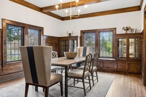 2204 W Lake Of The Isles Parkway Minneapolis MN 55405