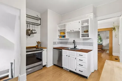 4024 Columbus Avenue Minneapolis MN 55407