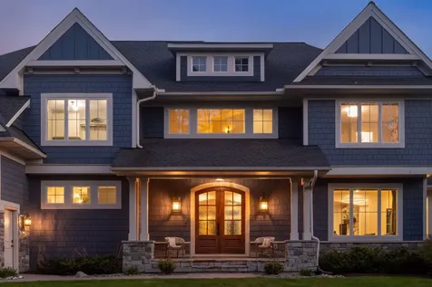 6671 Amberwood Lane Chanhassen MN 55317