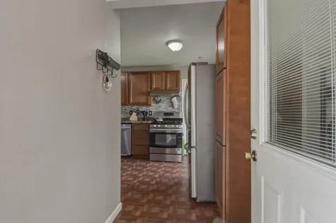 751 Minnehaha Avenue W Saint Paul MN 55104