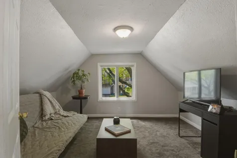 751 Minnehaha Avenue W Saint Paul MN 55104