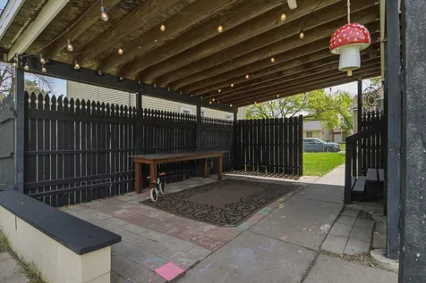 751 Minnehaha Avenue W Saint Paul MN 55104