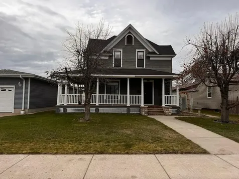 712 Burke Avenue Harvey ND 58341