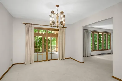 400 Cimarron Circle Chanhassen MN 55317