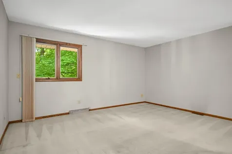 400 Cimarron Circle Chanhassen MN 55317