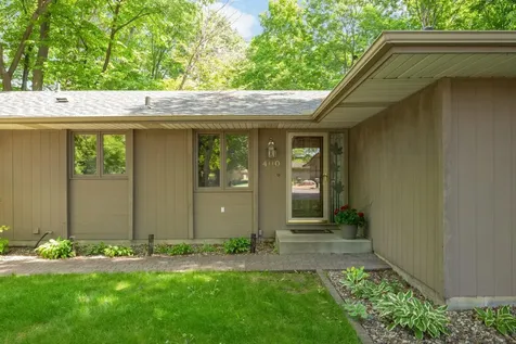 400 Cimarron Circle Chanhassen MN 55317