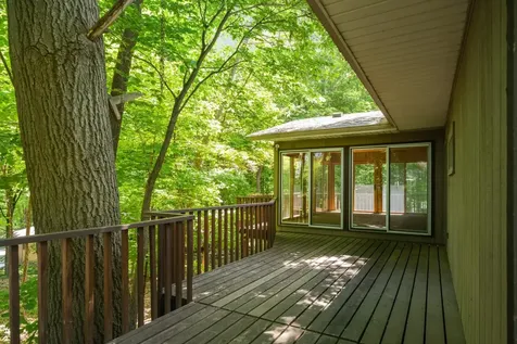 400 Cimarron Circle Chanhassen MN 55317