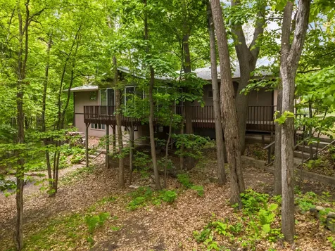 400 Cimarron Circle Chanhassen MN 55317