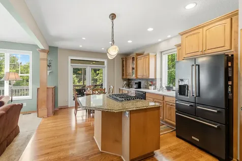 15 Hawthorne Court North Oaks MN 55127