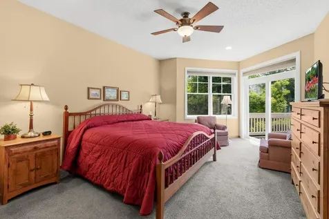 15 Hawthorne Court North Oaks MN 55127