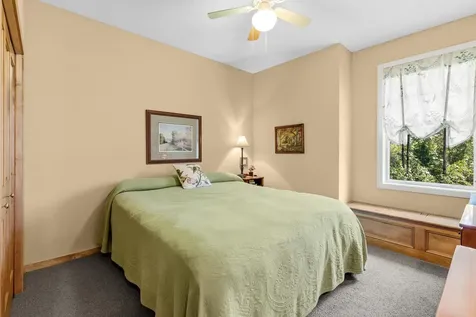 15 Hawthorne Court North Oaks MN 55127