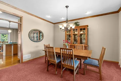 15 Hawthorne Court North Oaks MN 55127