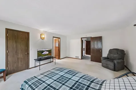 6966 Inskip Avenue S Cottage Grove MN 55016