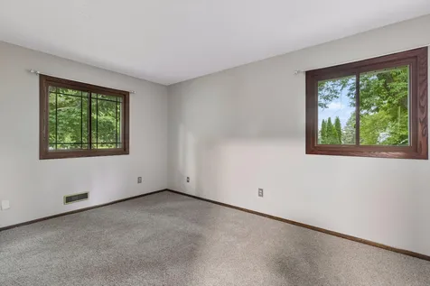 6966 Inskip Avenue S Cottage Grove MN 55016