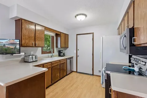 6966 Inskip Avenue S Cottage Grove MN 55016