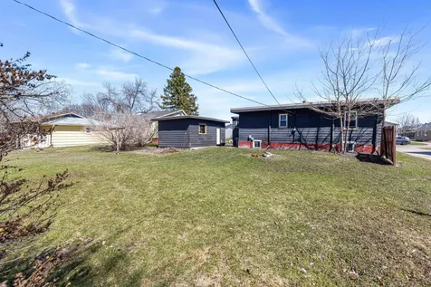 713 13th Street N Moorhead MN 56560
