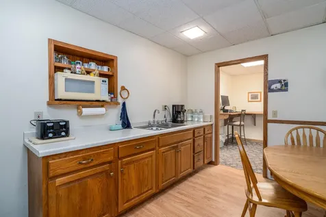 115 S Broadway Crookston MN 56716