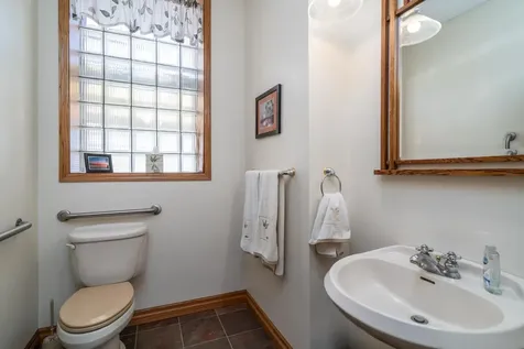 115 S Broadway Crookston MN 56716