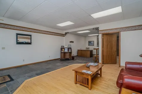 115 S Broadway Crookston MN 56716