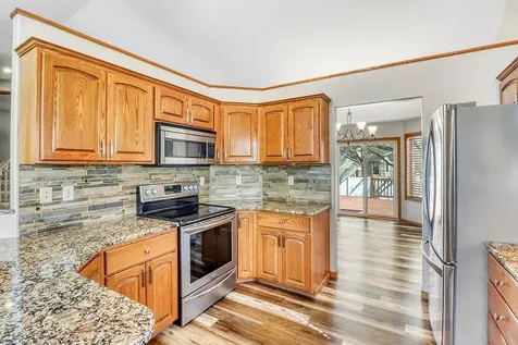 3319 45th Avenue S Fargo ND 58104