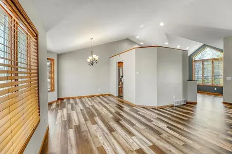 3319 45th Avenue S Fargo ND 58104