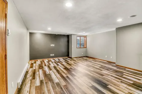 3319 45th Avenue S Fargo ND 58104