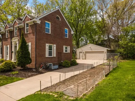 5042 3rd Avenue S Minneapolis MN 55419