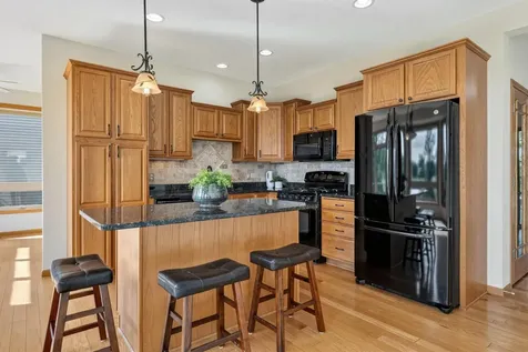14401 Enclave Court NW Prior Lake MN 55372