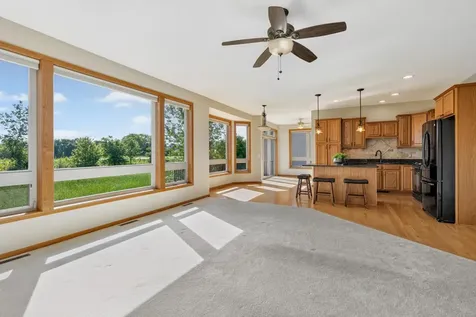14401 Enclave Court NW Prior Lake MN 55372