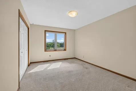 14401 Enclave Court NW Prior Lake MN 55372