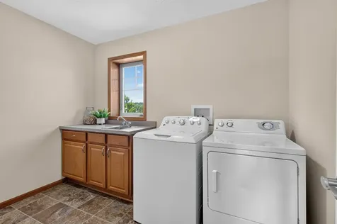 14401 Enclave Court NW Prior Lake MN 55372