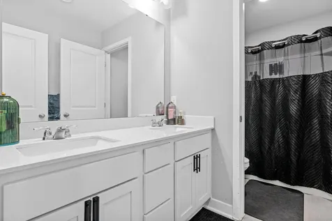 5092 Stable View Drive Woodbury MN 55129