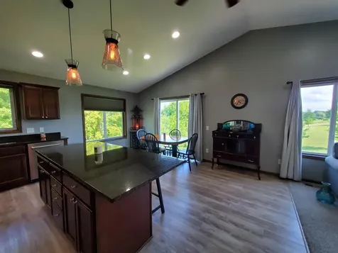 822 Deer Path Montgomery MN 56069