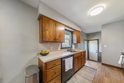 818 Lincoln Avenue Gaylord MN 55334