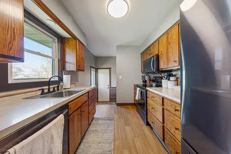 818 Lincoln Avenue Gaylord MN 55334