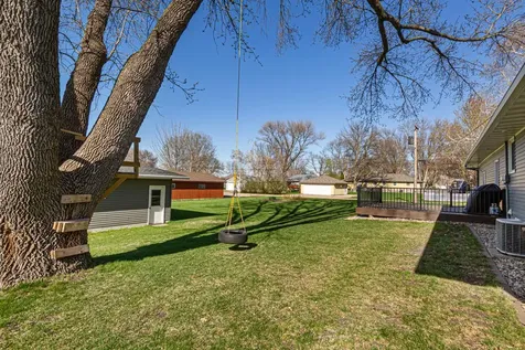 818 Lincoln Avenue Gaylord MN 55334