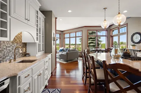 6260 Broadview Drive Prior Lake MN 55372