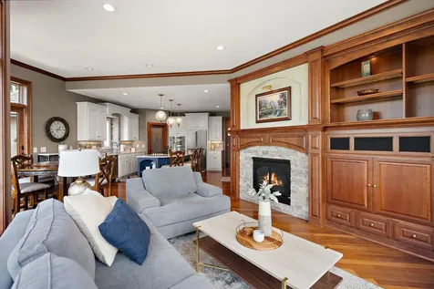 6260 Broadview Drive Prior Lake MN 55372