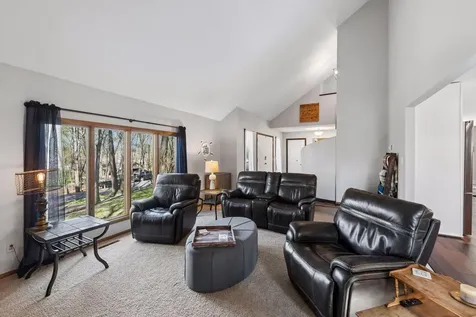 5535 Ridgewood Cove Minnetrista MN 55364