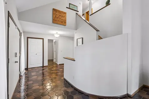 5535 Ridgewood Cove Minnetrista MN 55364