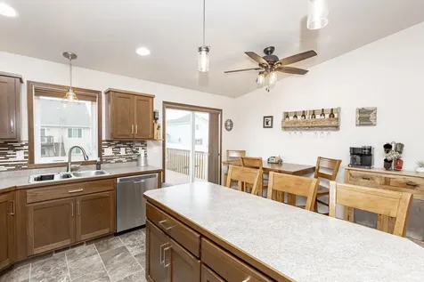 5578 59th Street S Fargo ND 58104